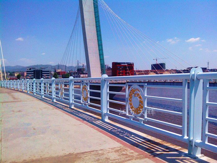 美丽青岛桥梁护栏项目